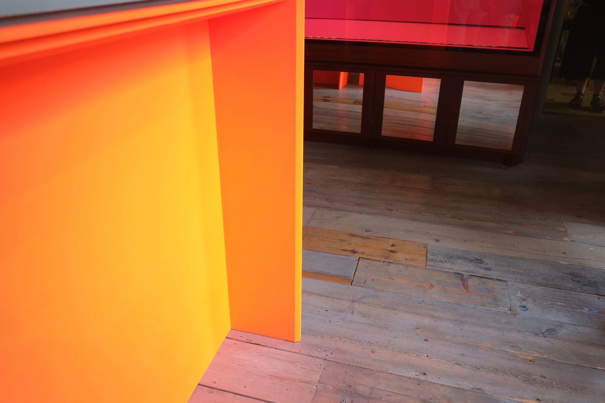 Richard Rogers orange 02